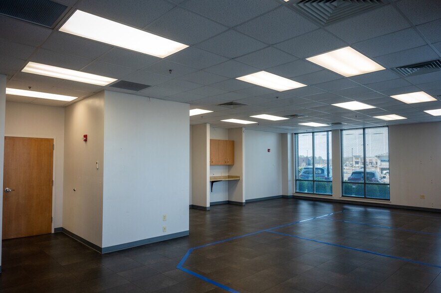 More Photos Of 8337 Us-72 Hwy, Madison Medical For Lease