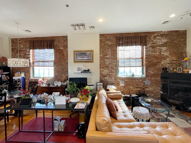 More Photos Of 9 E 18th St, Bayonne Apartments For Sale
