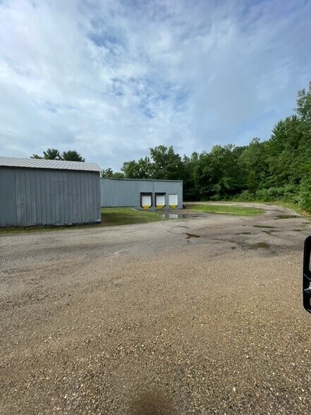 More Photos Of 5250 Saint Joseph Ave, Stevensville Warehouse For Lease