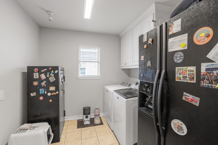 More Photos Of 608 W Morse St, Fredericksburg Specialty For Sale