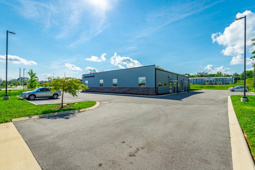 More Photos Of 862 Callen Ln NW, Cleveland Medical For Lease