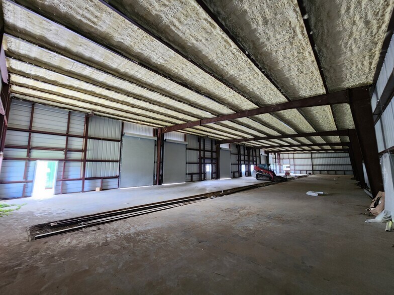 More Photos Of 12021 Bedford st, Houston Unknown For Lease