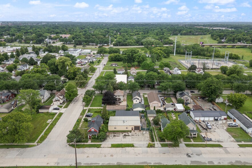 More Photos Of 1138 State St, Green Bay Warehouse For Sale