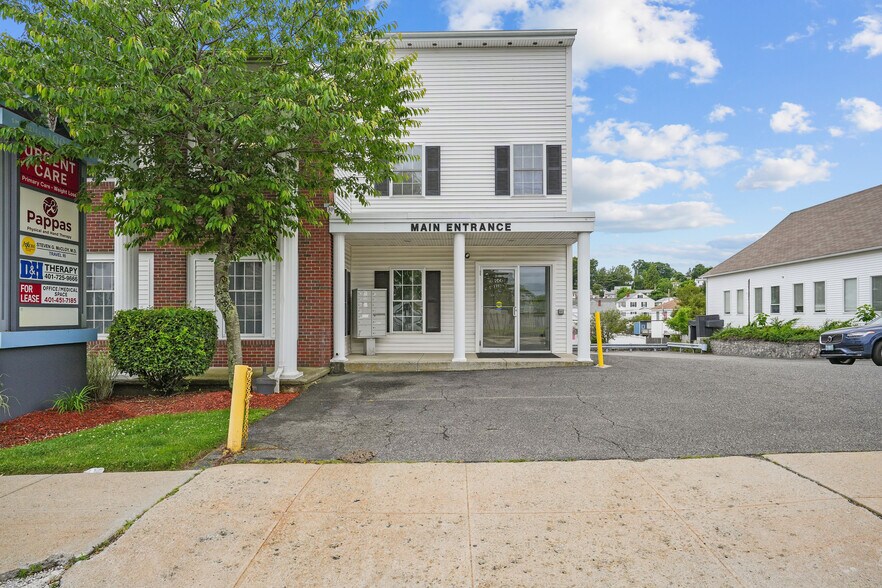 More Photos Of 100 Smithfield Ave, Pawtucket Medical For Sale