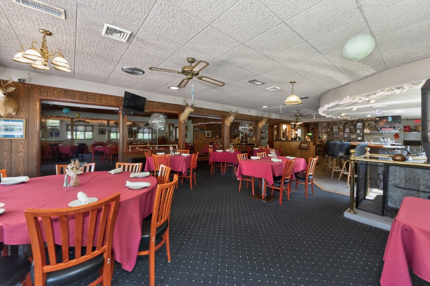 More Photos Of 160 Creamery Rd, Greenville Restaurant For Sale