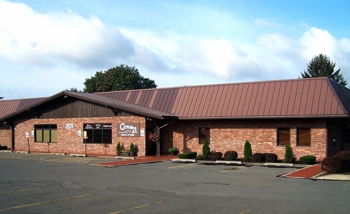 More Photos Of 201 Oakdale Rd, Johnson City General Retail For Sale