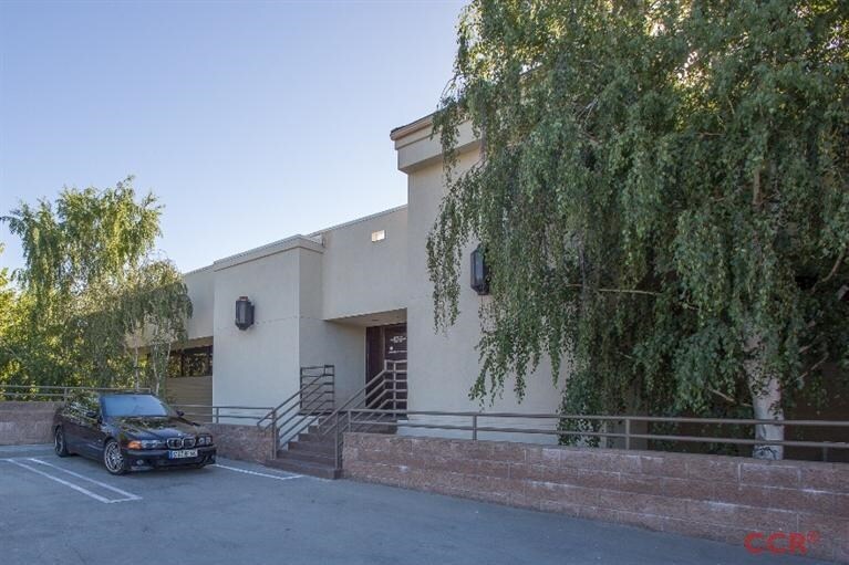 More Photos Of 2028 Village Ln, Solvang Medical For Lease
