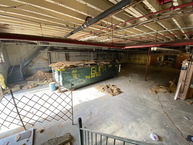More Photos Of 333 Stagg St, Brooklyn Warehouse For Lease