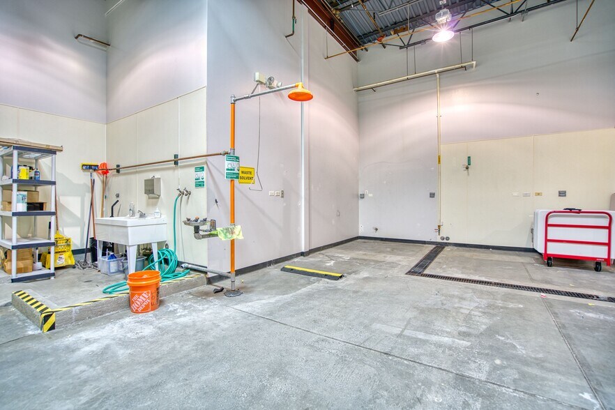 More Photos Of 280 S Taylor Ave, Louisville Research And Development For Lease