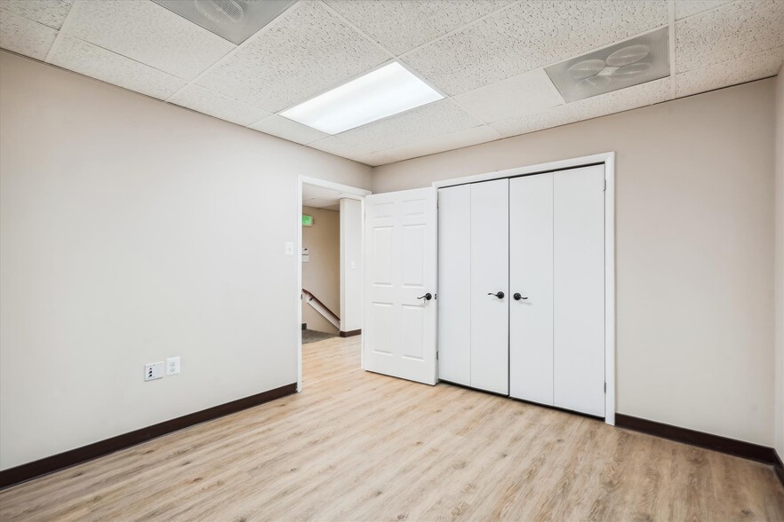 More Photos Of 9522 State Route 29, Fairfax Loft Creative Space For Sale