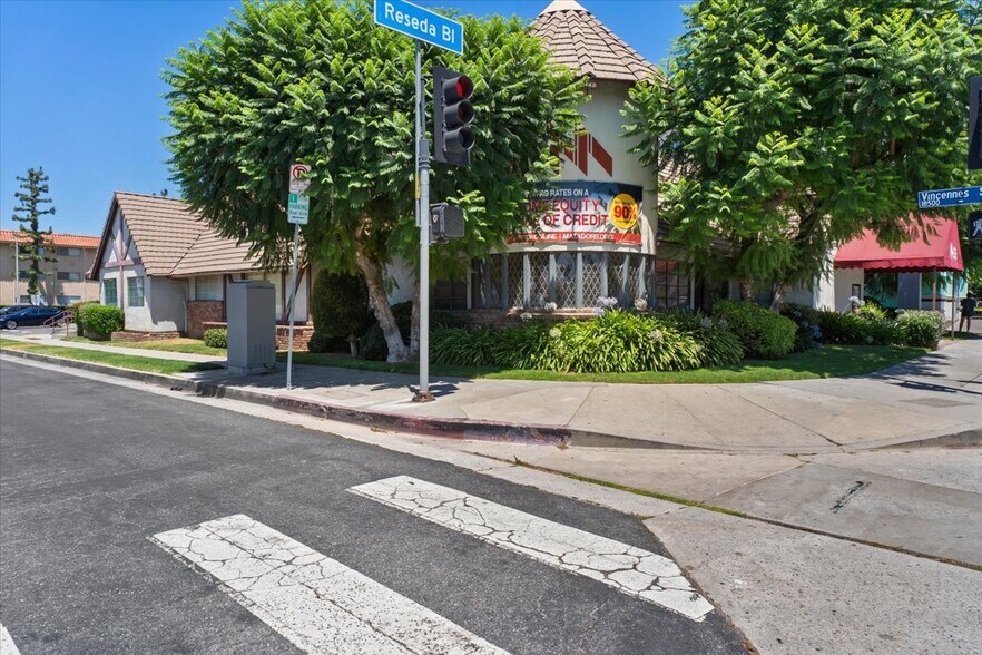 More Photos Of 9401 Reseda Blvd, Northridge Office For Sale