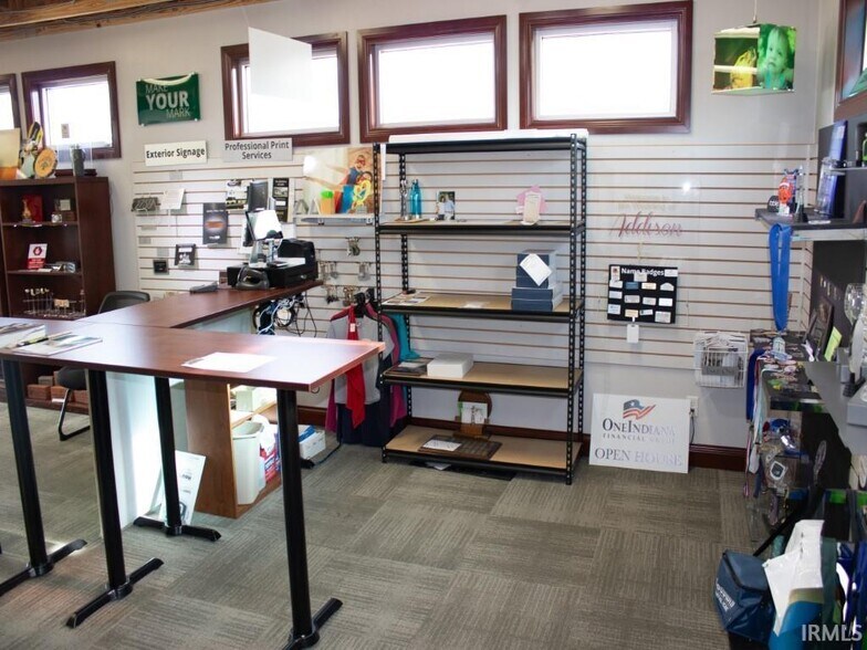 More Photos Of 2759 N Ford Rd, Vincennes Light Manufacturing For Sale