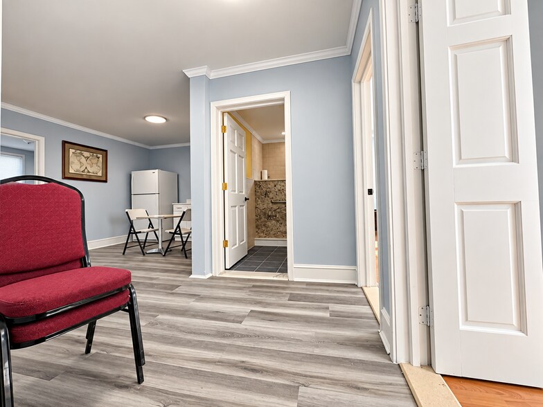 More Photos Of 1205 Crain Hwy N, Glen Burnie Storefront Retail Office For Sale