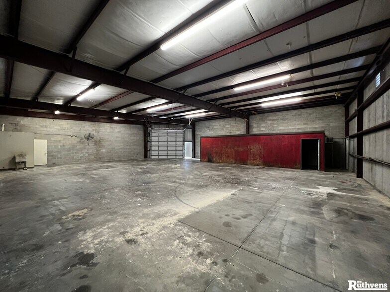 More Photos Of 5450 Commercial Blvd, Auburndale Warehouse For Sale