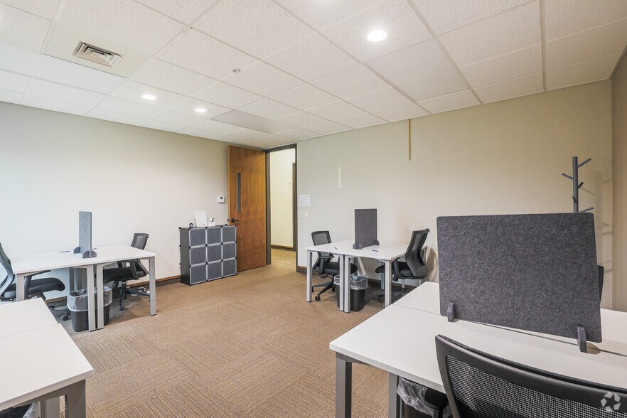 More Photos Of 1632 E 23rd Ave, Hutchinson Coworking Space