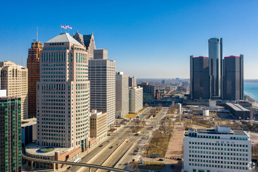 More Photos Of 150 W Jefferson Ave, Detroit Office For Lease