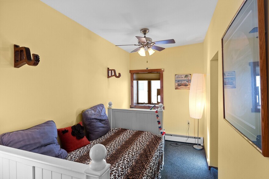 More Photos Of 512 Long Beach Blvd, Surf City Restaurant For Sale