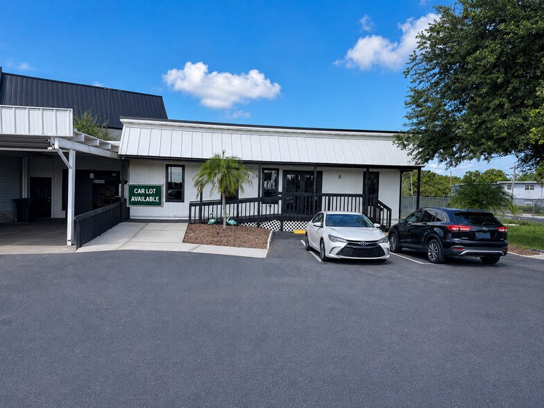 More Photos Of 6113 E Colonial Dr, Orlando Auto Dealership For Lease