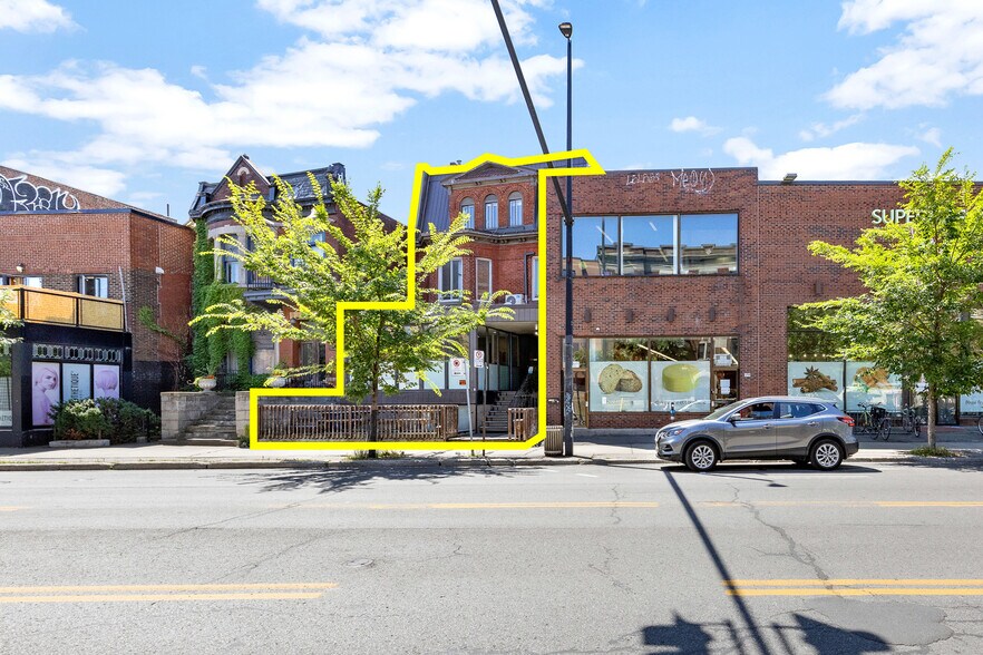 More Photos Of 5220 Av Du Parc, Montréal Office For Sale