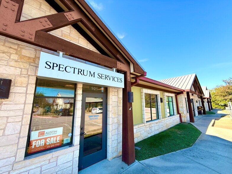 Primary Photo Of 901 Cypress Creek Rd, Cedar Park Medical For Lease