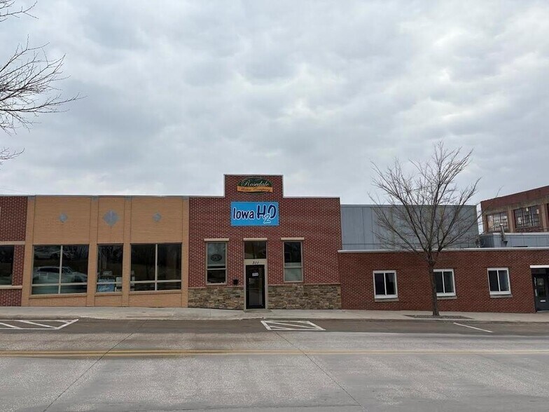 More Photos Of 301 1st Ave N, Fort Dodge Warehouse For Sale