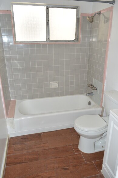More Photos Of 749 S Berendo St, Los Angeles Apartments For Sale