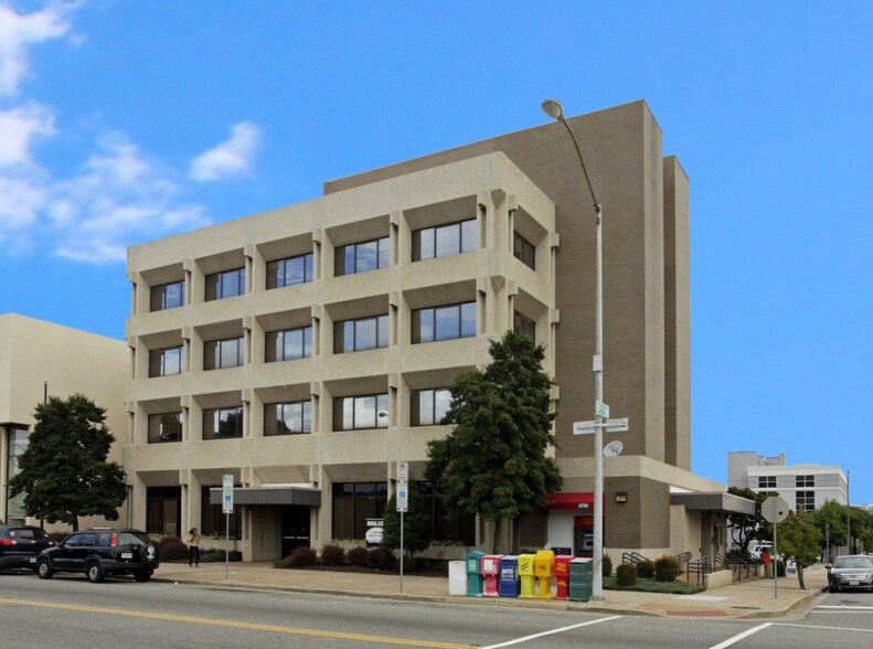 Primary Photo Of 2700 Washington Ave, Newport News Office For Sale