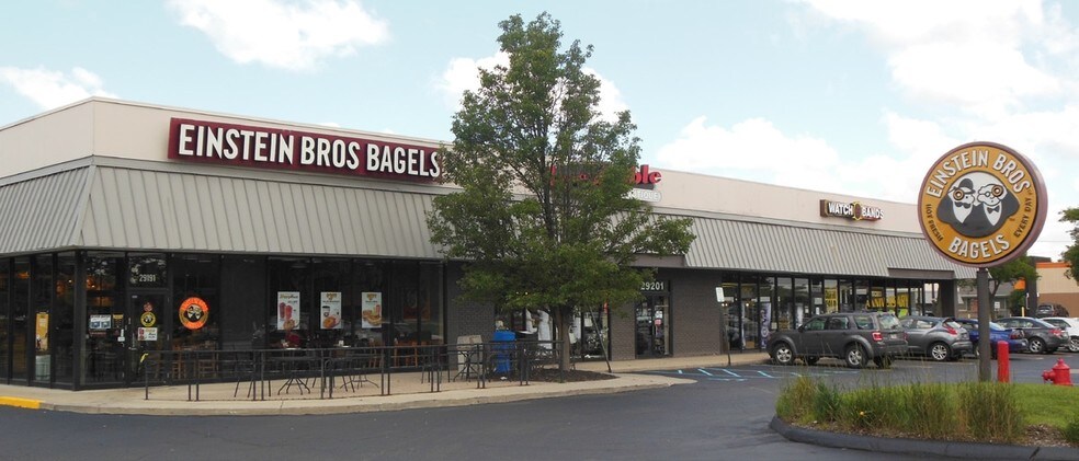 More Photos Of 29191-29307 Southfield Rd, Southfield Unknown For Lease