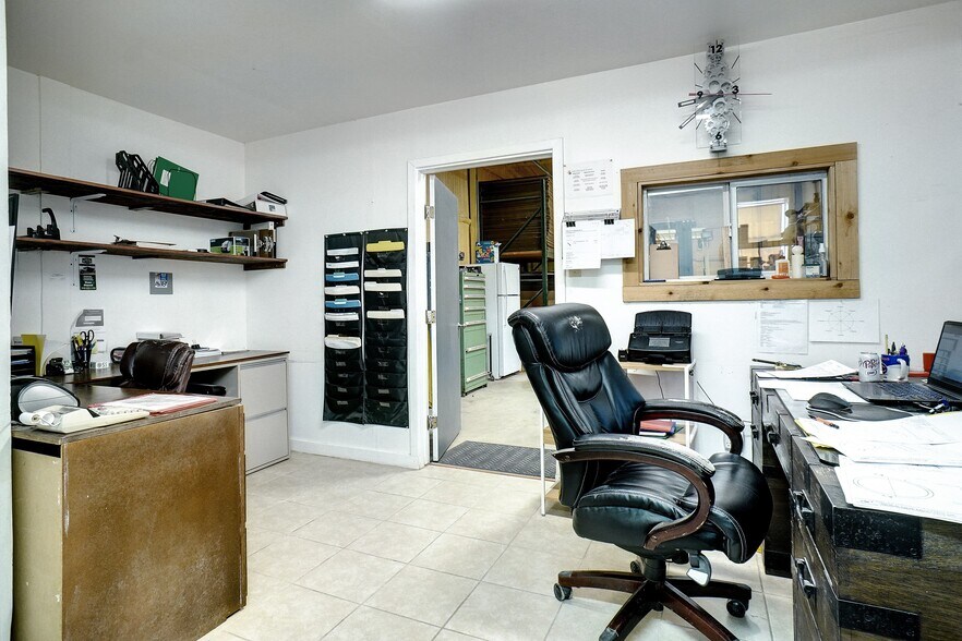 More Photos Of 396 Goshen Rd, Springtown Service Station For Sale