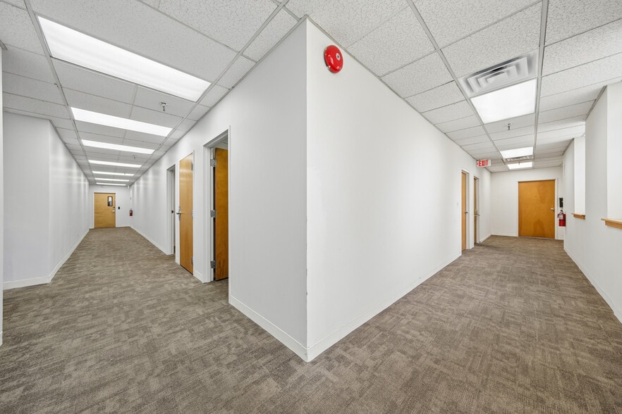 More Photos Of 545-553 Cedar Ln, Teaneck Office For Sale