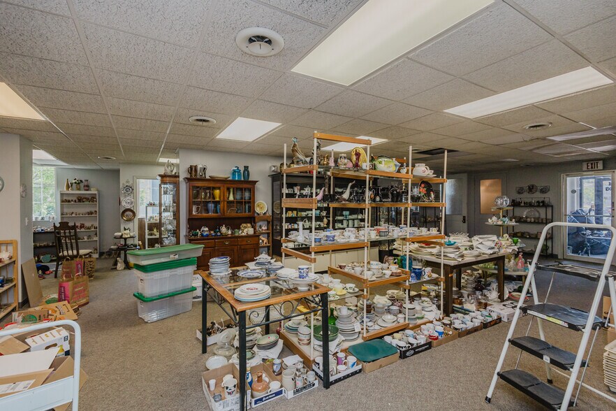More Photos Of 920 Millington St, Winfield Storefront Retail Office For Sale