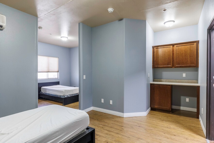 More Photos Of 16286 S Sunland Gin Rd, Arizona City Rehabilitation Center For Sale