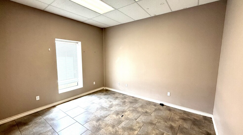 More Photos Of 3201 W County Road 130, Midland Manufacturing For Sale