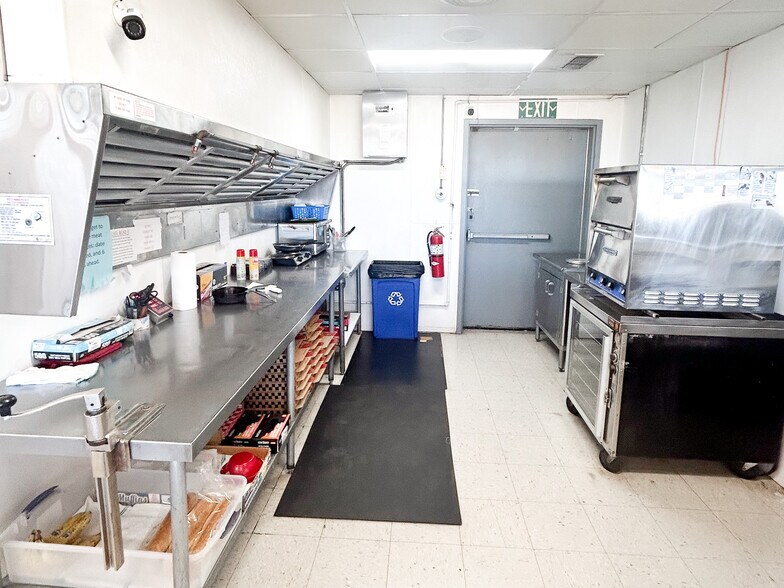 More Photos Of 2190 Interstate 40 W, Adrian Convenience Store For Sale