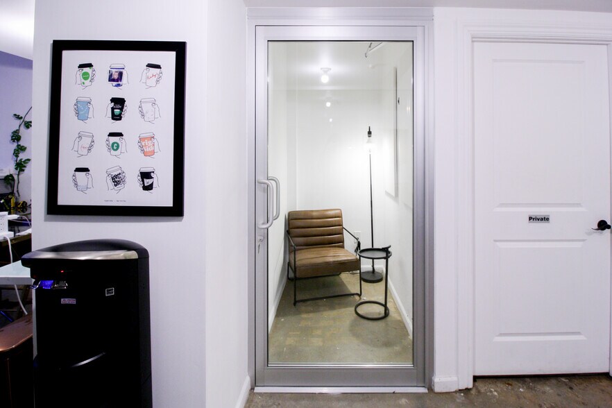 More Photos Of 137 Grand St, Brooklyn Storefront Retail Residential For Sale