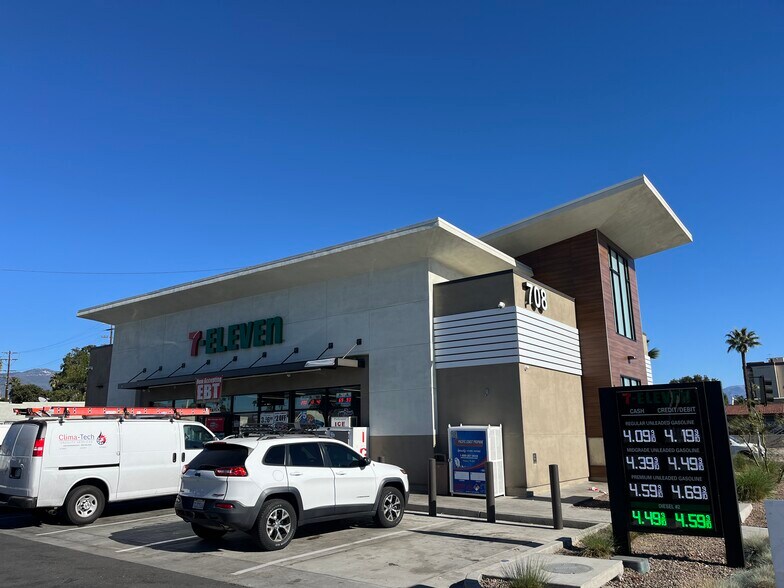 More Photos Of 539 N H St, San Bernardino Fast Food For Sale