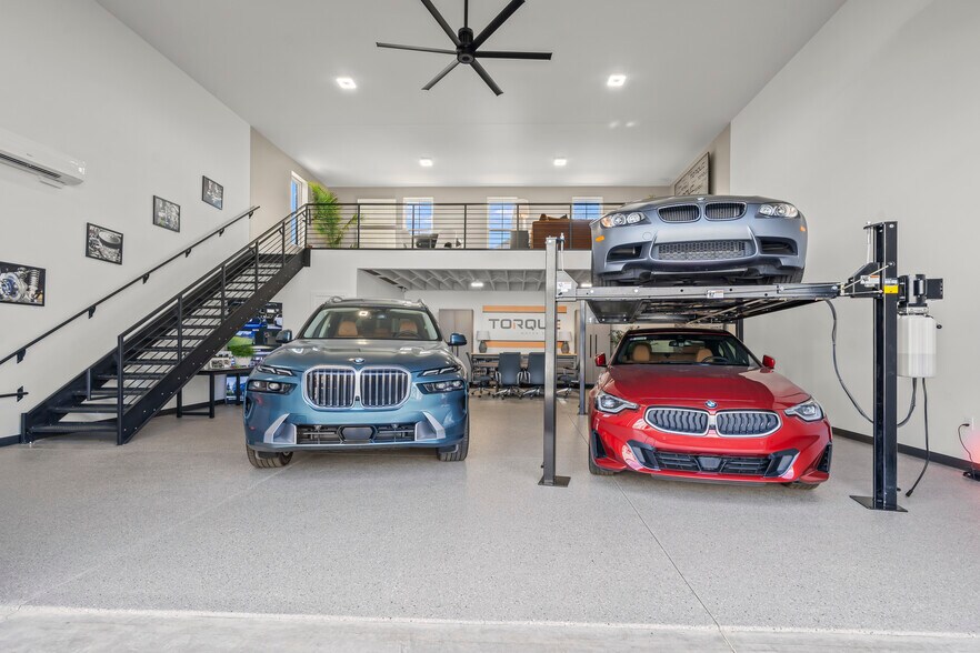 More Photos Of 4477 34th Ave, Cincinnati Self Storage For Sale