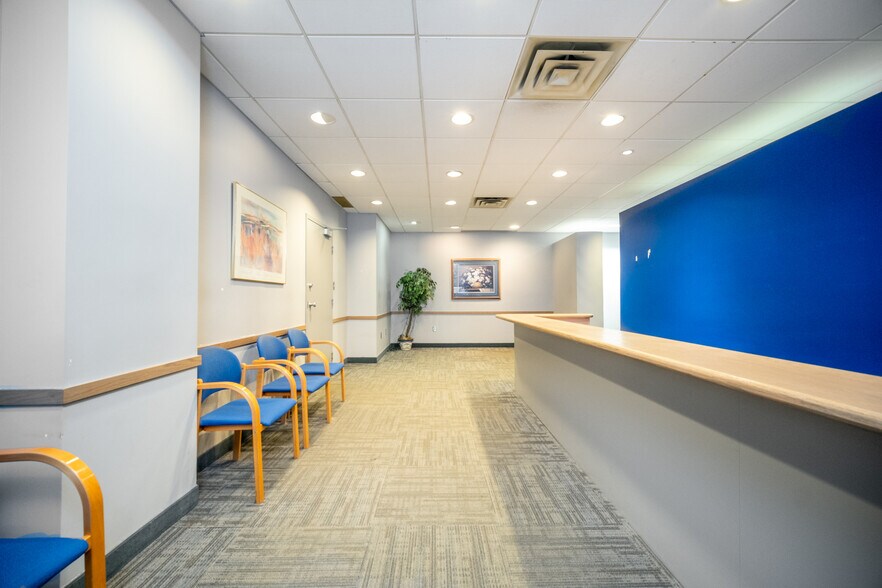 More Photos Of 13798 94A Av, Surrey Medical For Lease
