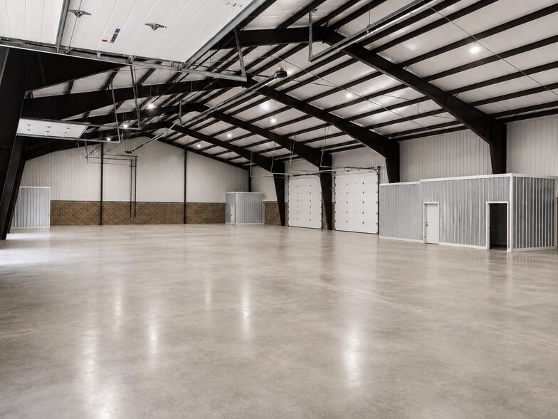 More Photos Of 11226 Lemen Rd, Whitmore Lake Warehouse For Lease