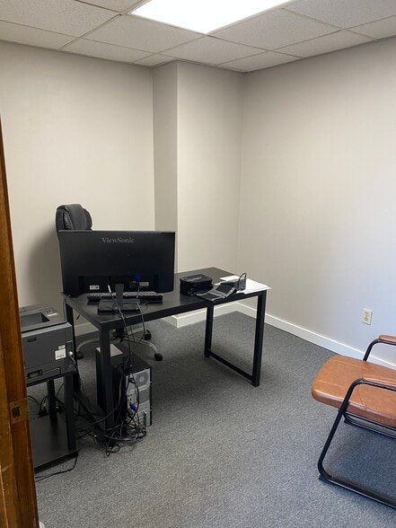 More Photos Of 59 Broadway, Taunton Office For Lease