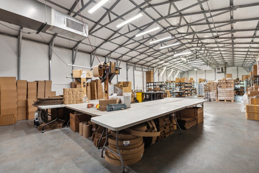 More Photos Of 6212 FM 933, Blum Warehouse For Sale