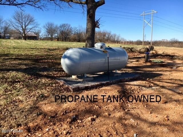 More Photos Of 11628 Iris Rd, Neosho Industrial For Sale