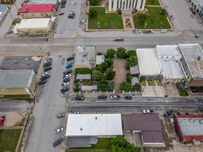 More Photos Of 119 N Main St, Jacksboro Hospitality For Sale