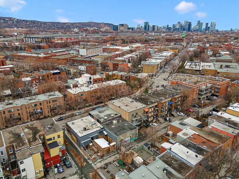 More Photos Of 5090-5092 St Notre-Dame O, Montréal General Retail For Sale