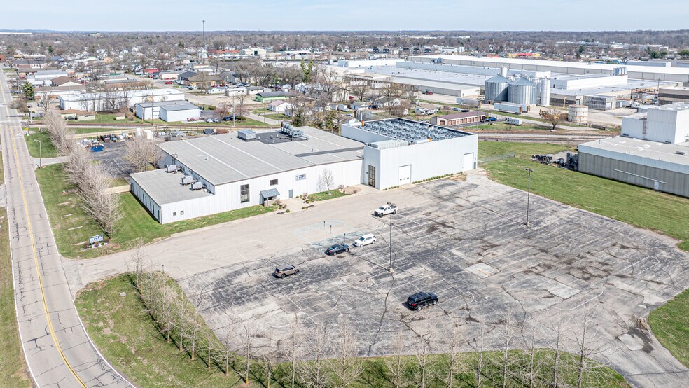 More Photos Of 635 S Mapleton St, Columbus Manufacturing For Sale