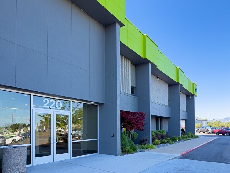 More Photos Of 220 N 2200 W, Salt Lake City Office For Sale