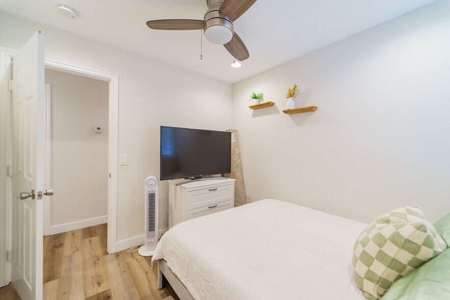 More Photos Of 1268-70 Georgia St, Imperial Beach Apartments For Sale