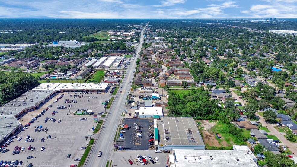 More Photos Of 5231 Aldine Mail Rd, Houston General Retail For Lease