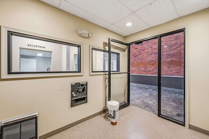 More Photos Of 412 E River St, Elyria Office For Sale