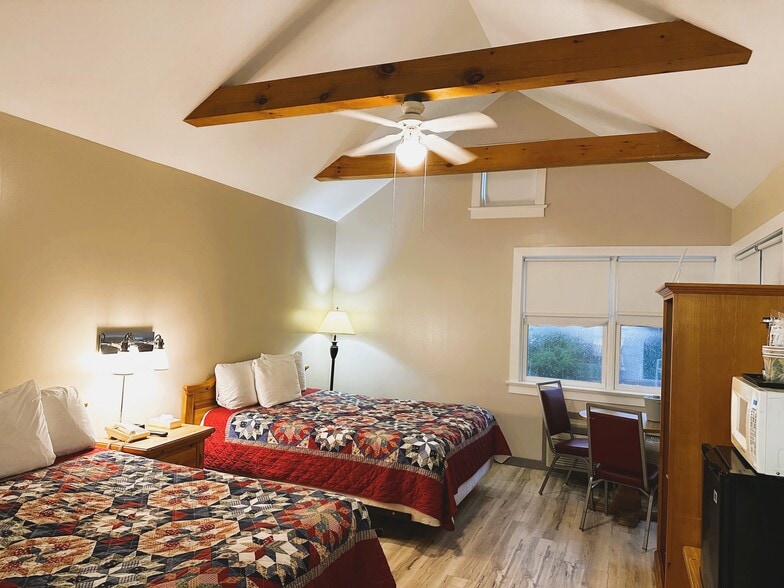 More Photos Of 2439 Old Philadelphia Pike, Lancaster Hotel For Sale